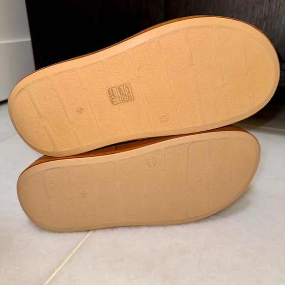 Chunky Sandal Slides - Picture 4 of 6